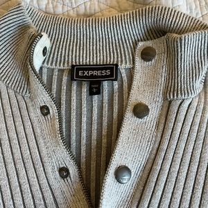 Express sweater, men’s LG. Light and dark gray
